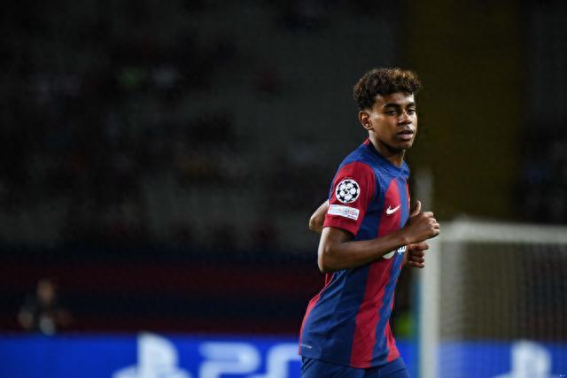 雷迪克：东契奇在并非最佳状态下拿下三双，不可思议的表现