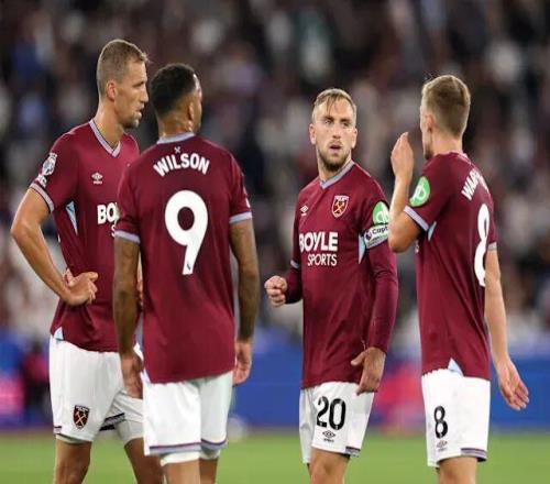 曼联明晨客战狼队，取胜可跃居第六