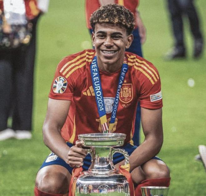 美职联MVP投票详情：梅西获83%媒体票，总得票率70%